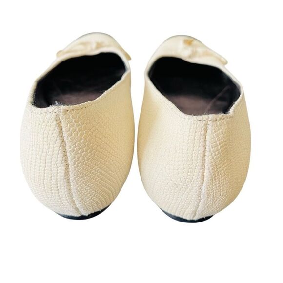 FARRUTX All leather cream ballerina flats, tie front, EU 38, size 7.5. - Picture 6 of 9
